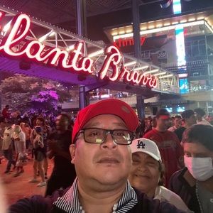 Meet your Posher, Victor